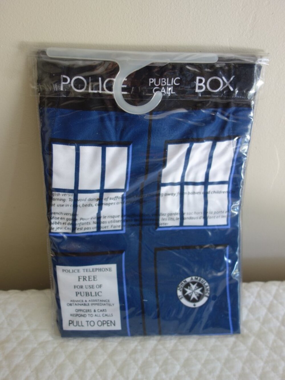 New NIP BBC / THINK GEEK Doctor Who Tardis Apron - Picture 4 of 4